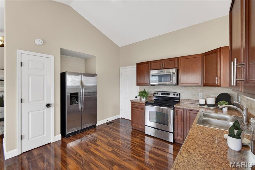 Ivy Trails - Residential