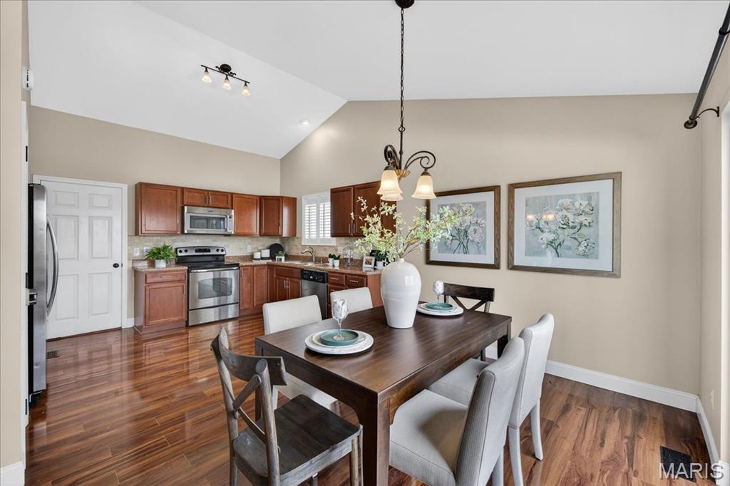 Ivy Trails - Residential