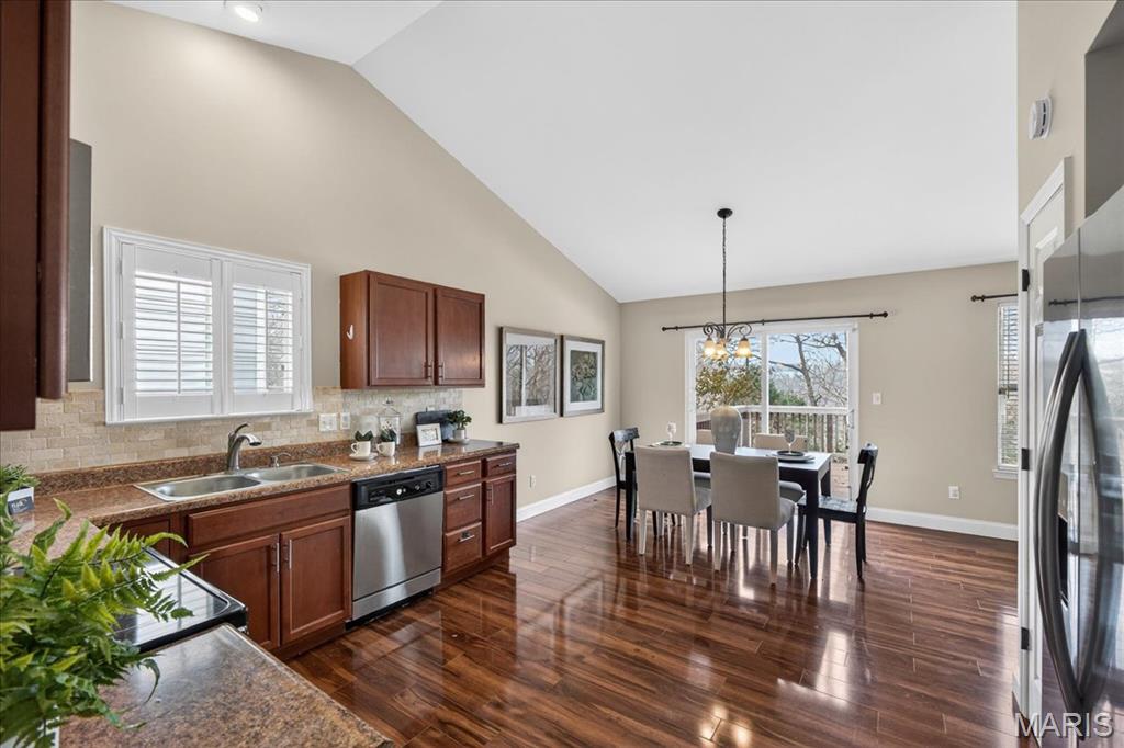 Ivy Trails - Residential