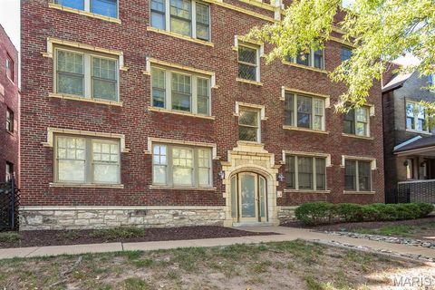 Tiny photo for 4228 McPherson Avenue #312, St Louis, MO 63108 (MLS # 26000039)