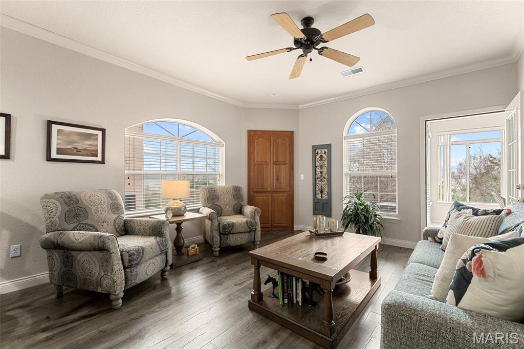 Emerald Pointe - Residential