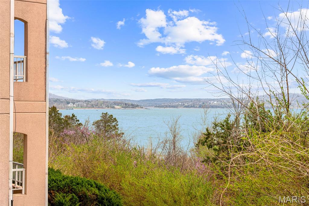 Emerald Pointe - Residential