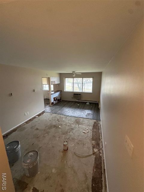 8751 Sieloff Drive F Hazelwood MO 63042