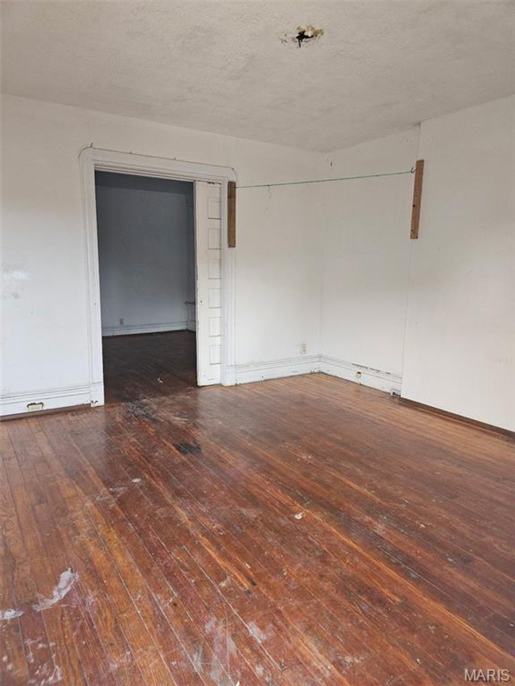 Photo of 4501 Mary Avenue, St Louis, MO 63107 (MLS # 26013153)