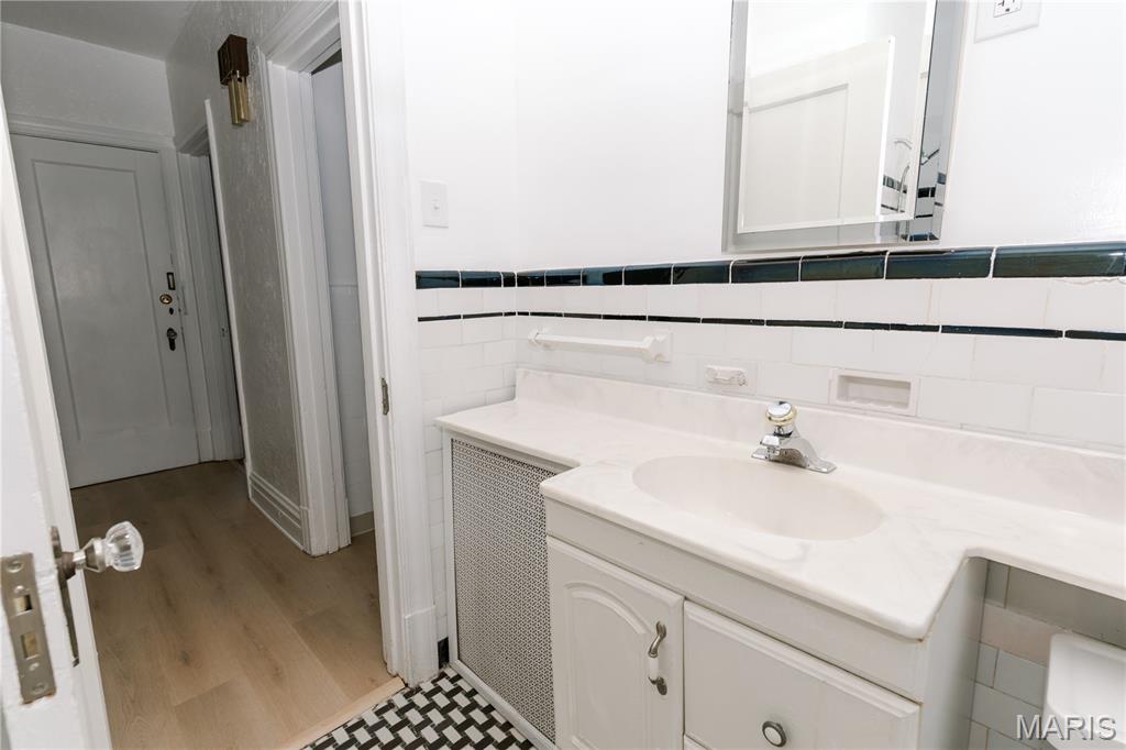 University Park 2 - Residential Income