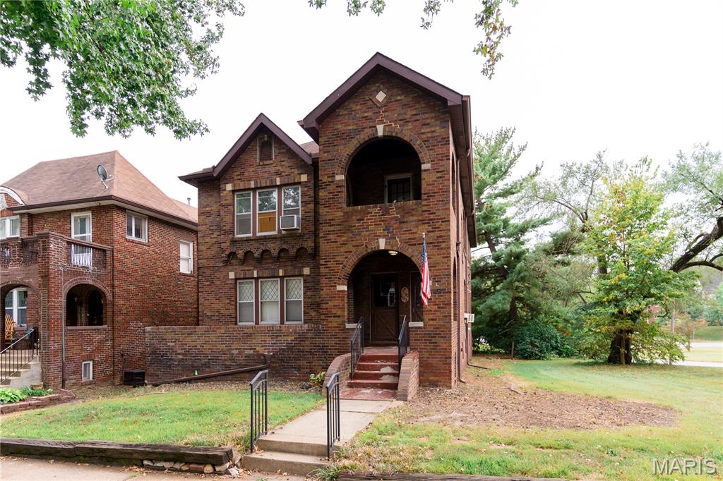 7360 Dartmouth Avenue