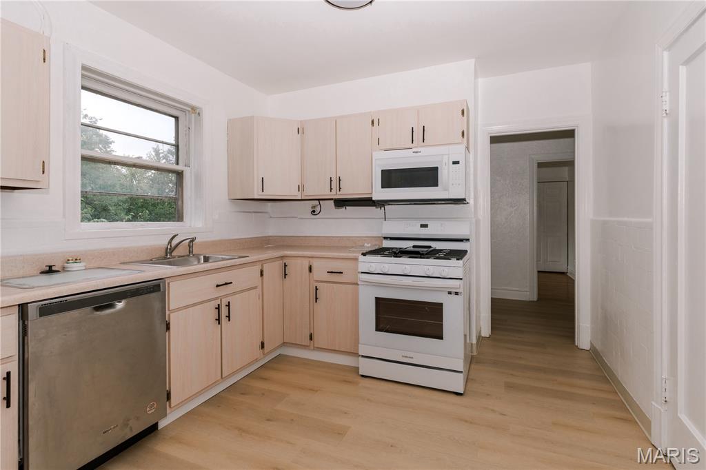 University Park 2 - Residential Income