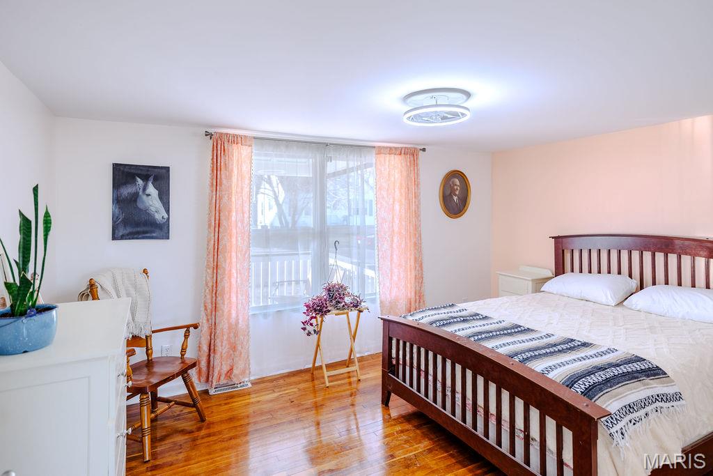 Lake View - Residential