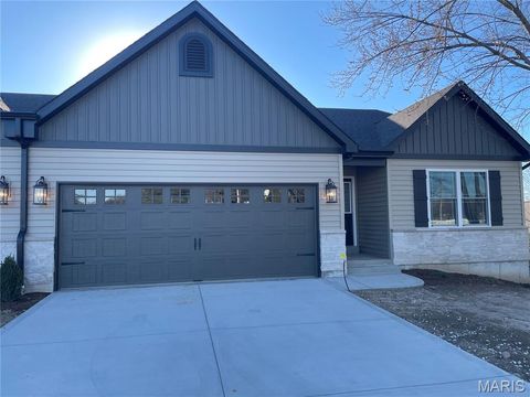 Photo of 1589 Belleau Creek Road Rd #1 B, OFallon, MO 63366 (MLS # 26011282)