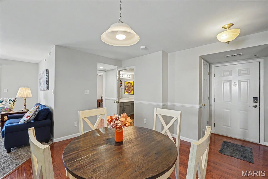 Bella Vista Condo #11 - Residential