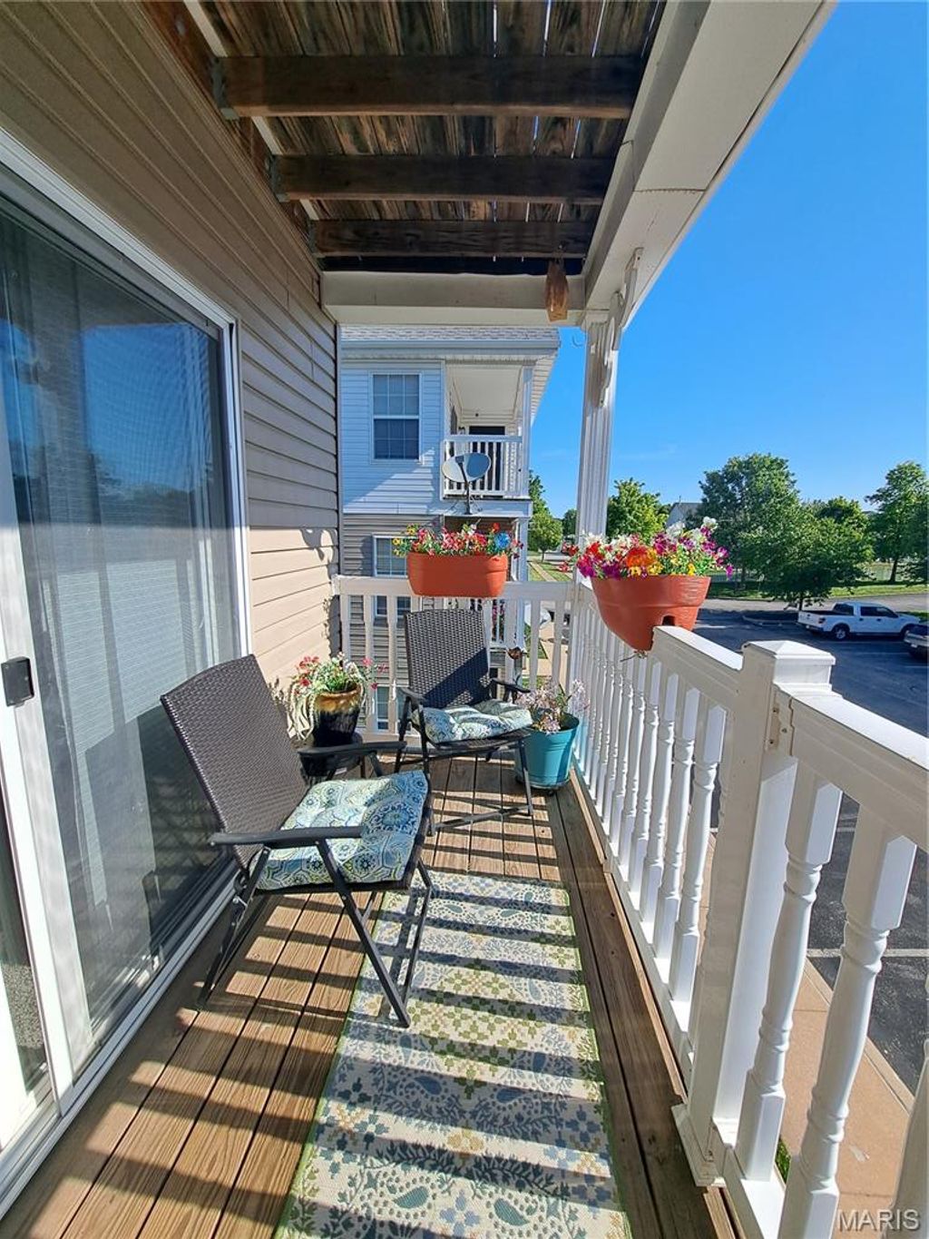 Photo of 1121 Saravalle Drive, St Peters, MO 63376 (MLS # 26027341)