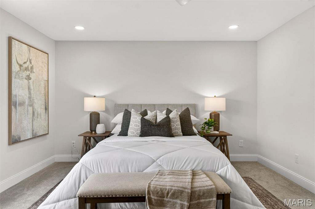 Royal Acres Place 4 - Residential