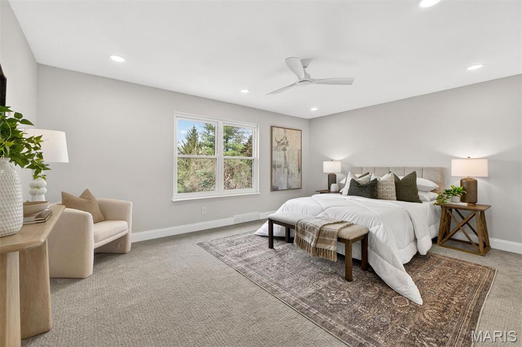 Royal Acres Place 4 - Residential