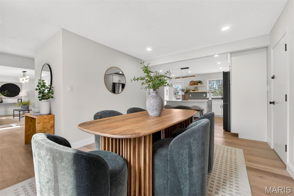 Royal Acres Place 4 - Residential