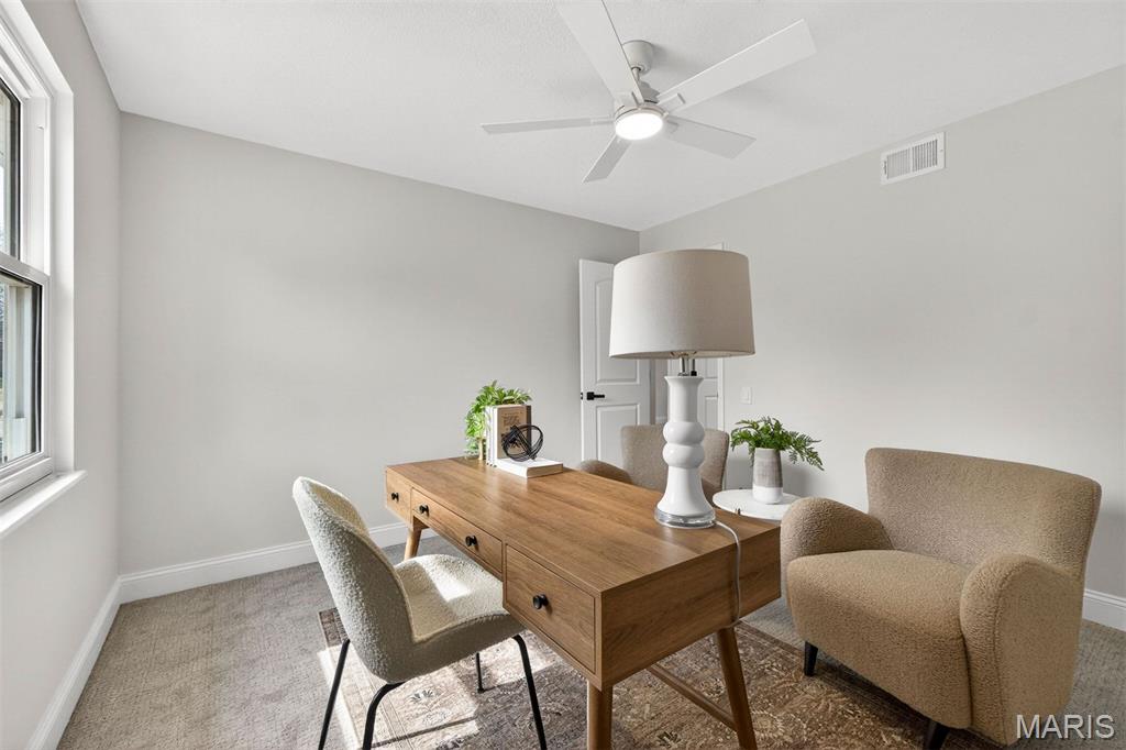 Royal Acres Place 4 - Residential