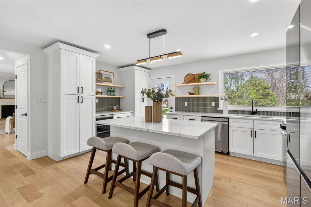 Royal Acres Place 4 - Residential