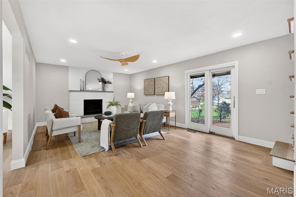 Royal Acres Place 4 - Residential