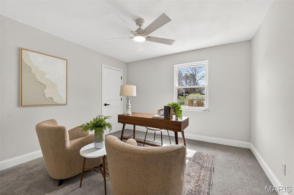 Royal Acres Place 4 - Residential