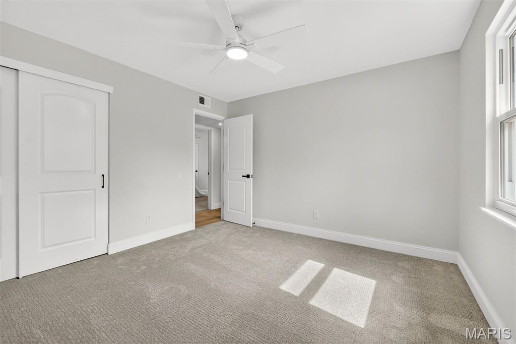 Royal Acres Place 4 - Residential