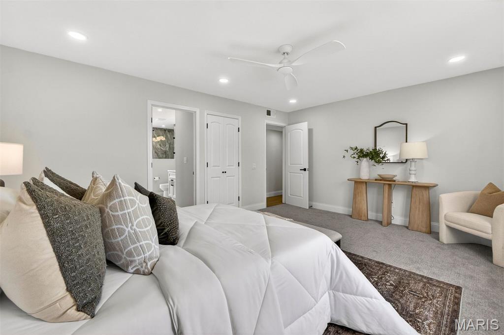 Royal Acres Place 4 - Residential