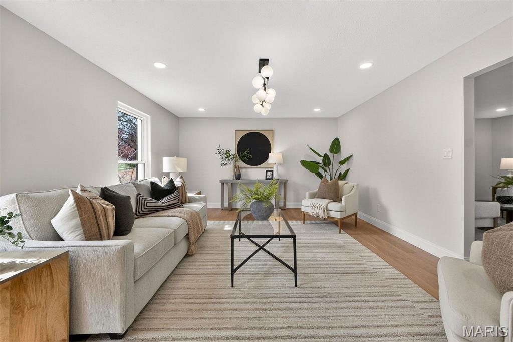 Royal Acres Place 4 - Residential