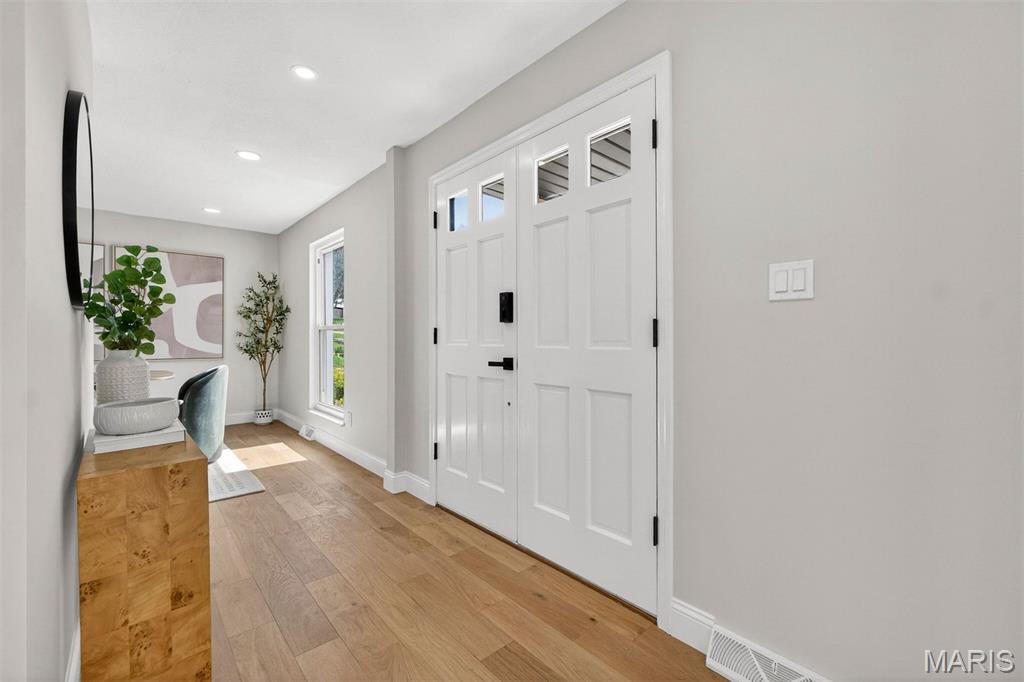 Royal Acres Place 4 - Residential