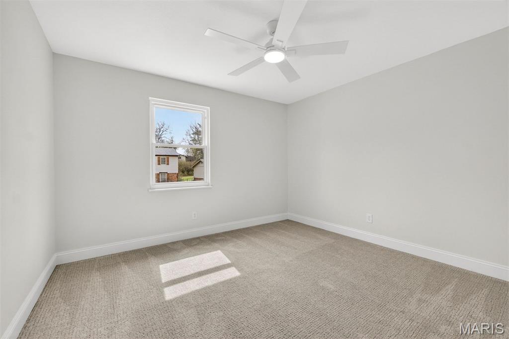 Royal Acres Place 4 - Residential