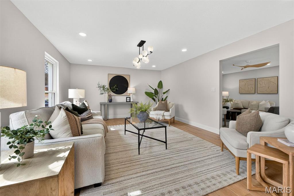 Royal Acres Place 4 - Residential