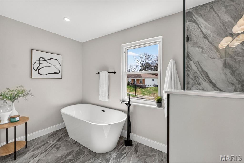 Royal Acres Place 4 - Residential