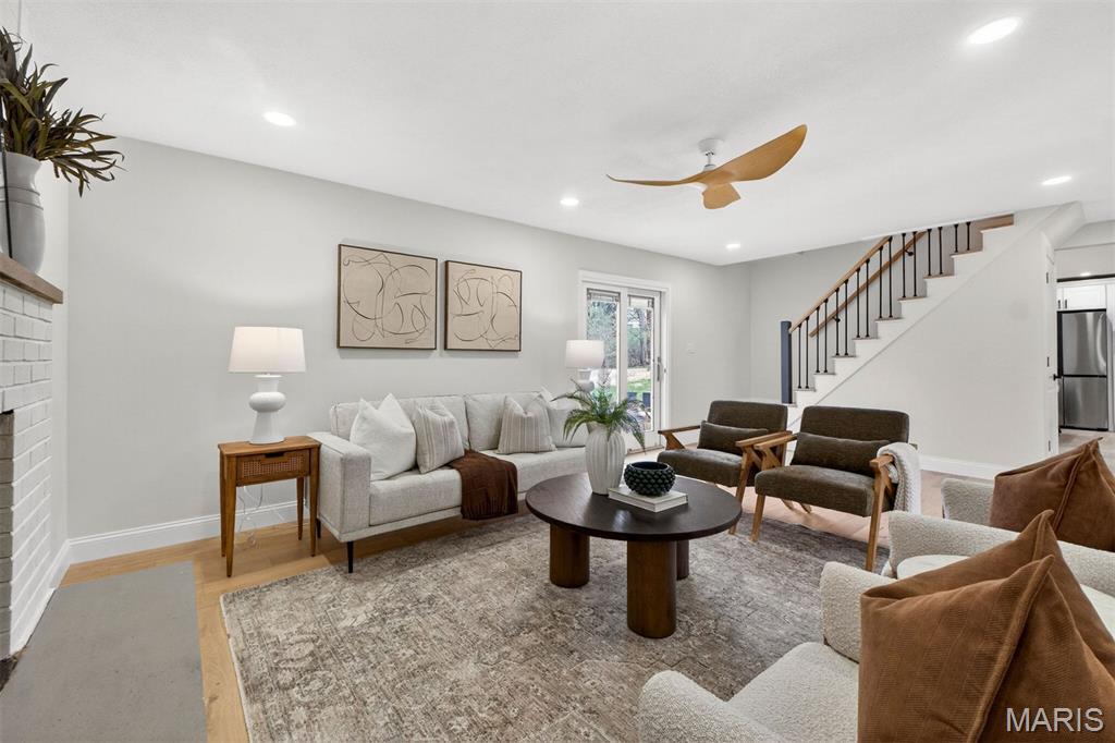 Royal Acres Place 4 - Residential