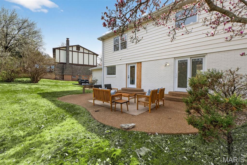 Royal Acres Place 4 - Residential