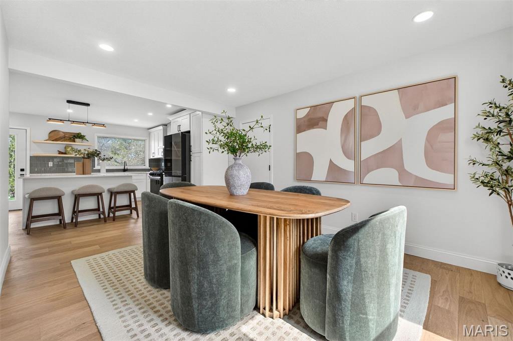 Royal Acres Place 4 - Residential