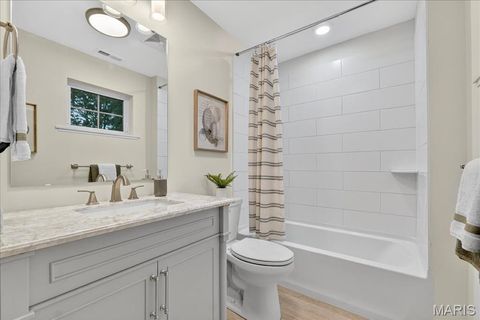 Tiny photo for 814 Holland Avenue, Webster Groves, MO 63119 (MLS # 25067697)