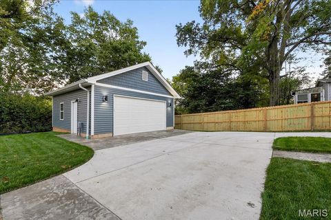 Tiny photo for 814 Holland Avenue, Webster Groves, MO 63119 (MLS # 25067697)