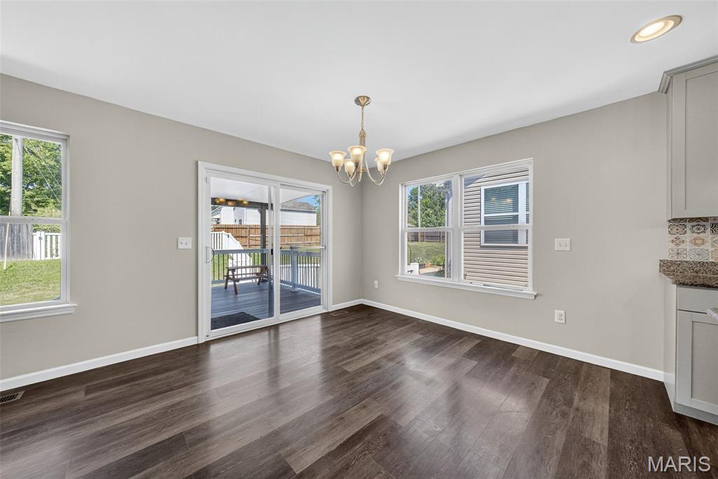 St Louis, Missouri 63123, United States, 3 Bedrooms Bedrooms, ,2 BathroomsBathrooms,Residential,Pending,185842