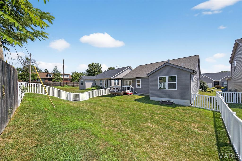 St Louis, Missouri 63123, United States, 3 Bedrooms Bedrooms, ,2 BathroomsBathrooms,Residential,Pending,185842