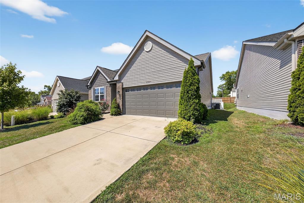 St Louis, Missouri 63123, United States, 3 Bedrooms Bedrooms, ,2 BathroomsBathrooms,Residential,Pending,185842