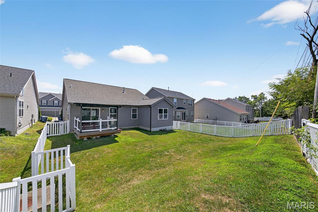 St Louis, Missouri 63123, United States, 3 Bedrooms Bedrooms, ,2 BathroomsBathrooms,Residential,Pending,185842