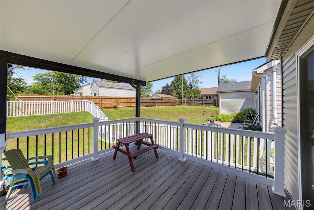 St Louis, Missouri 63123, United States, 3 Bedrooms Bedrooms, ,2 BathroomsBathrooms,Residential,Pending,185842