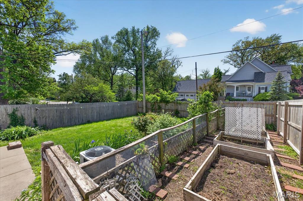 Gray Oaks - Residential