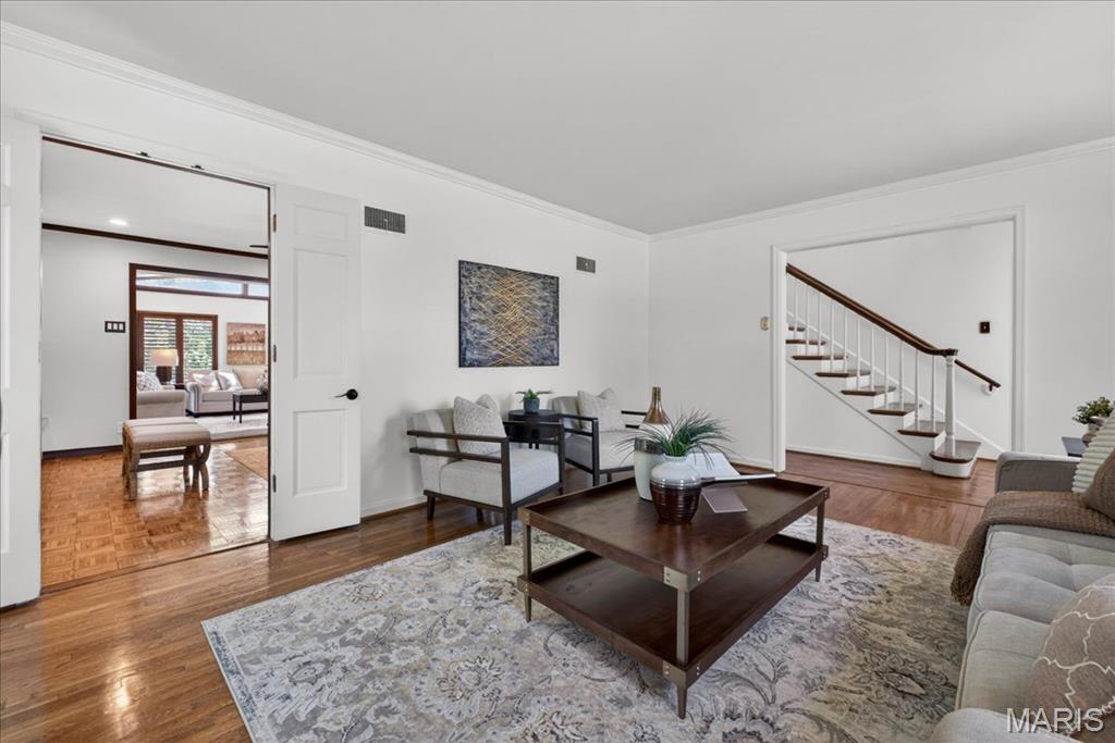 Gray Oaks - Residential