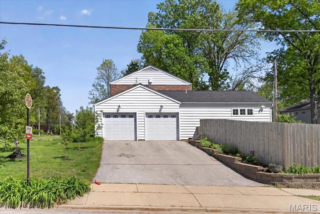 Gray Oaks - Residential