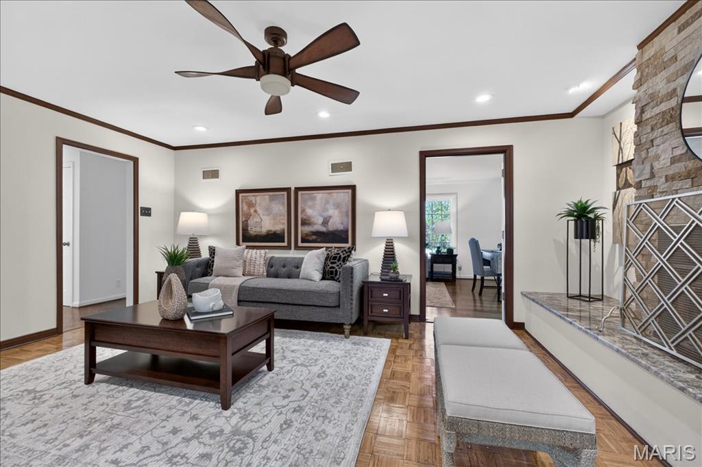 Gray Oaks - Residential