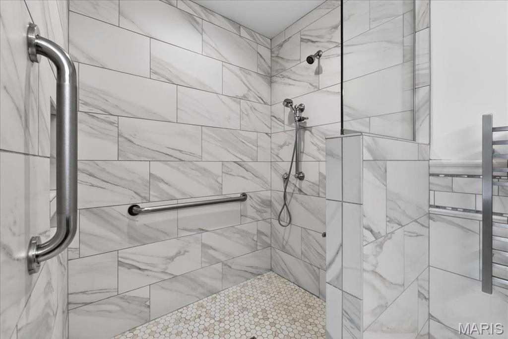 Gray Oaks - Residential