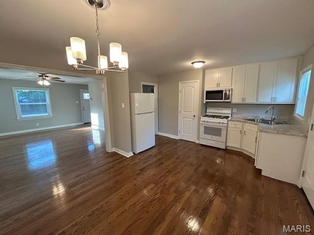 Photo of 7386 Milan Avenue, University City, MO 63130 (MLS # 26015743)