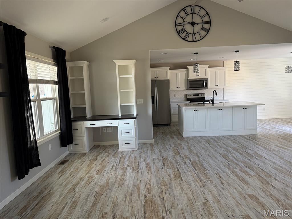 5400 Private Road 1351