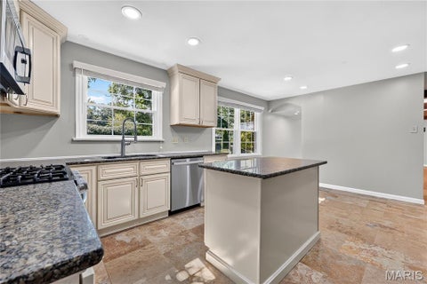 Tiny photo for 12120 Hibler Drive, Creve Coeur, MO 63141 (MLS # 26063868)