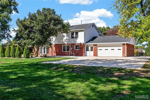 Tiny photo for 12120 Hibler Drive, Creve Coeur, MO 63141 (MLS # 26063868)