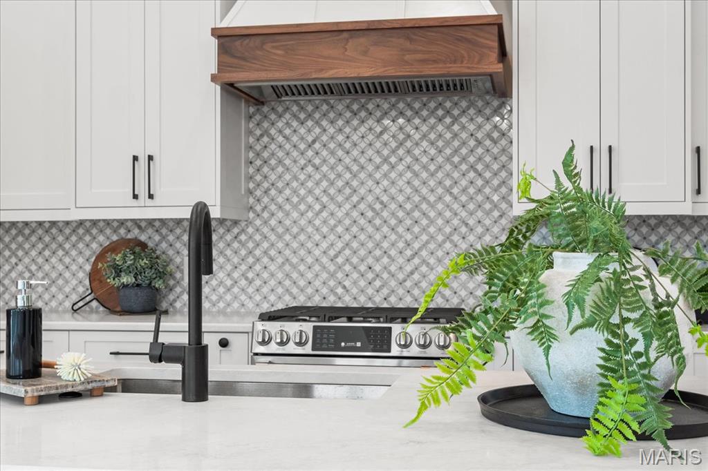 West Line of Geyer Road - Residential