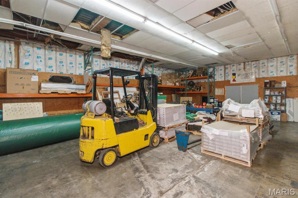 n/a - Commercial Sale